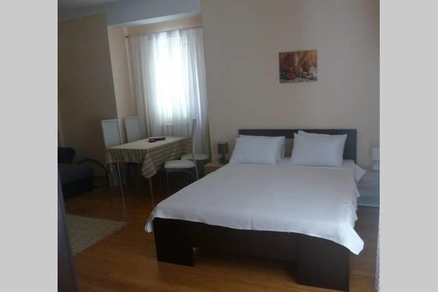 Roman Gardens Studio Apartment Risan Dış mekan fotoğraf